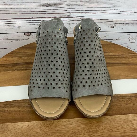 Anthropologie Sophia Milano Gray peep toe shoes Size 9 - Picture 2 of 10